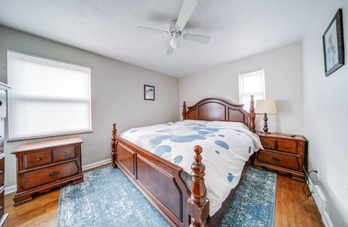 Euclid Apartment | Cozy Euclid Apartment: Near Downtown!