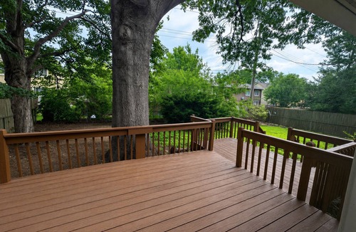 Lenexa House | Cozy Getaway - Stadium in 20 min, Highway & Oak Park Mall 2 min away!