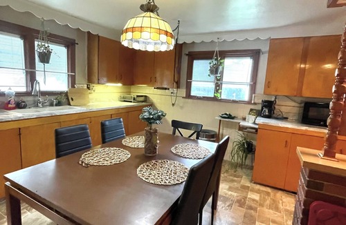 Cheektowaga House | Cozy Home in Cheektowaga