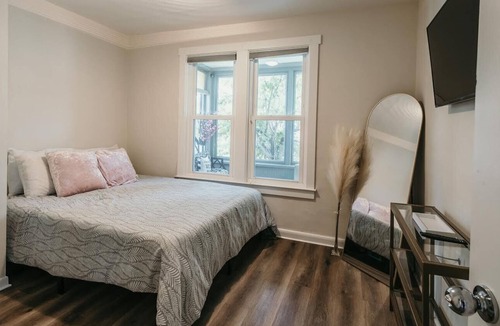Birmingham House | Cozy Home in the Heart of Birmingham