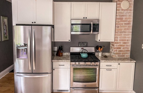 Marquette House | Cozy home near campus
