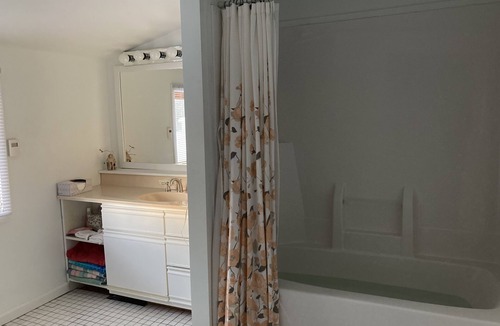 Trowbridge Park House | Cozy House in town