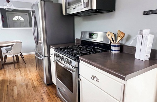 Near Eastside House | Cozy house near downtown Indianapolis, great capacity, spacious backyard.
