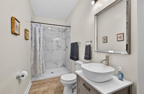Near Eastside House | Cozy Indy Stay - Beville Ave Retreat 1