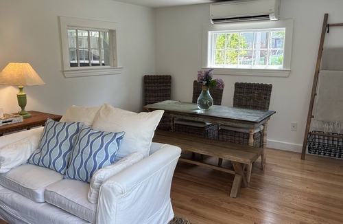 Peaks Island House | Cozy Island Retreat /Sleeps 6 /Large Outdoor Space /Firepit /2 Bikes