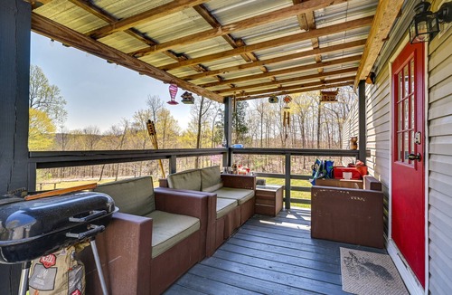Millwood Cottage | Cozy Kentucky Retreat w/Deck, Grill & Fire Pit!