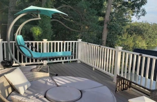 Burlington House | Cozy Lake Garda Home-Baby/Kid/Pet Friendly