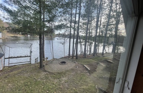 Elcho Cabin | Cozy Lake House