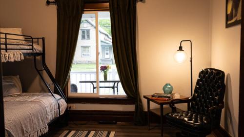 Lansing Apartment | Cozy Lansing Retreat, Steps from Downtown & River