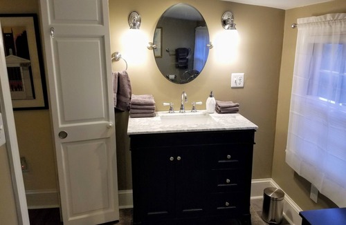 Cahal Street Group Apartment | Cozy loft. Near downtown Nashville. 40% Monthly Discount. 30 day minimum stay.