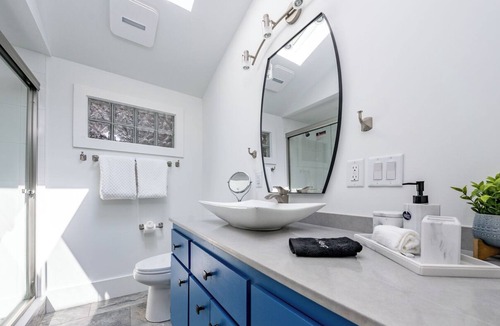 Bass River Cottage | Cozy, luxurious, modern cape cottage in West Yarmouth