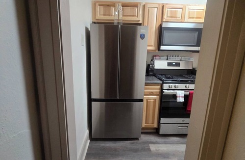 Hibbing Apartment | Cozy newly remodeled studio in Historic Hibbing.