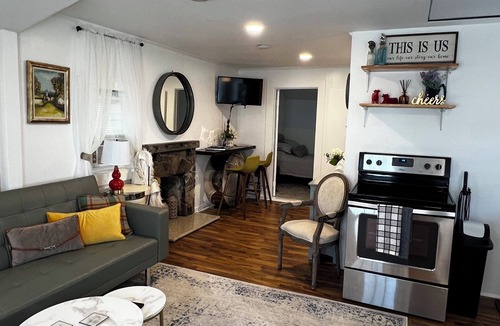North Sebago Cottage | COZY,Newly renovated,West Shores ,short walk to Nasons Beach 🏖🏠
