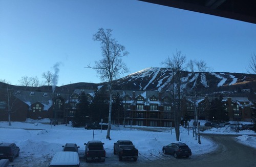 Carrabassett Valley Apartment | Cozy~ON LIFT~Studio~Sugarloaf Views~Walk to it All!