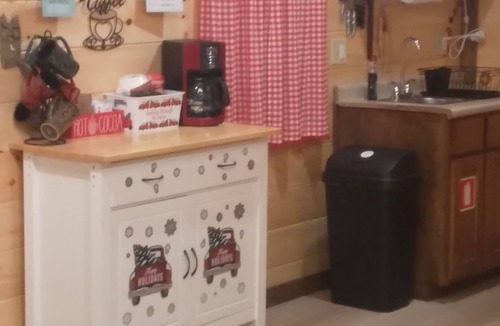 Beattyville Cabin | Cozy Point Hideaway