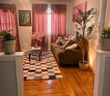 Fall River House | Cozy Private Room #1 Urban Haven 4BR Fall River