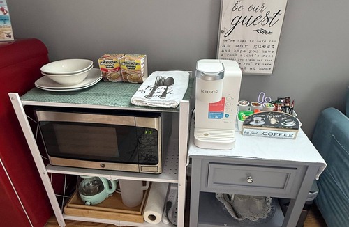 Portland House | Cozy&Quiet Home in Portland ME. One Bedroom with dedicated Bathroom “No Kitchen”