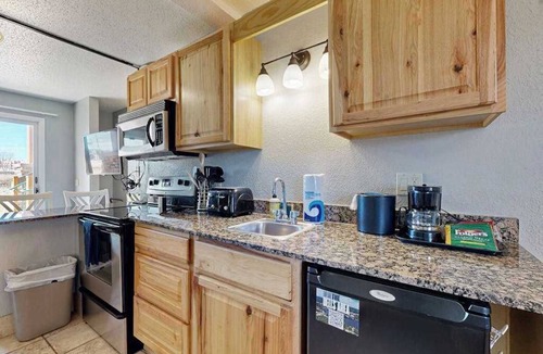 Wisconsin Dells Apartment | Cozy Resort Condo Perfect for Dells Getaways