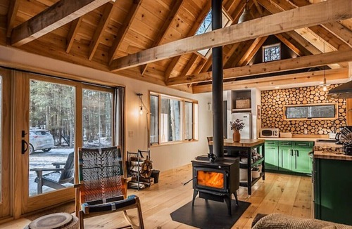 Freeport House | Cozy Rock Cabin #thewaylifeshouldbe