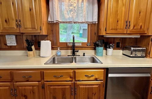 Nisswa Cabin | Cozy Rustic Cabin with WIFI on the Gull Lake Chain in Nisswa!