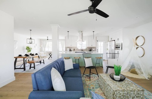 Papago Parkway House | Cozy Scottsdale Retreat Near Old Town | Pool, Baja Shelf & Spa