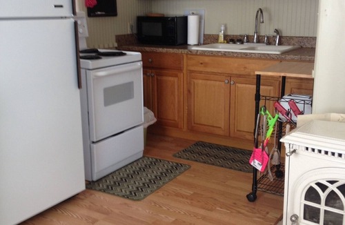 Mayfield Cottage | COZY SPIDER LAKE COTTAGE Traverse City 15 min. STR2019-0014.