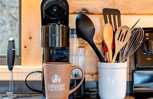 Heidelberg Cabin | Cozy Stargazing Cabin with Hot Tub near Red River Gorge in Estill County, Kentucky