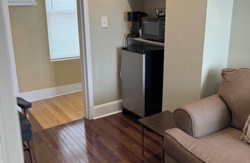 Middletown Apartment | Cozy Studio Retreat in Middletown