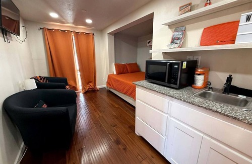 Medicine Park Cabin | Cozy Tiny House with Rooftop Deck near Wichita Mountains in Medicine Park, Oklahoma