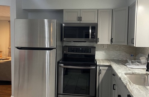 Rochester House | Cozy Updated Ranch 3 Bedrooms 2 Full Baths.