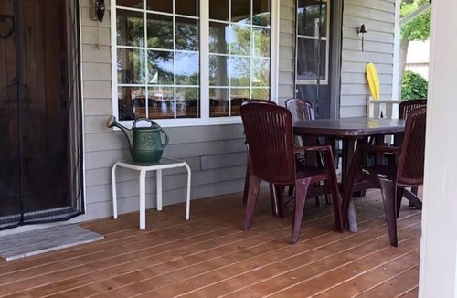 Shemogue Cottage | Cozy Waterfront Cottage on the Tidnish River