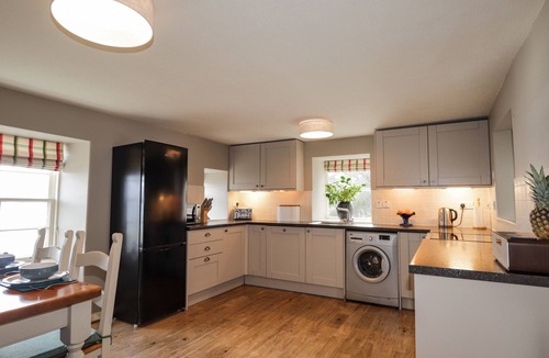 Balmacara Cottage | CRAGGAN COTTAGE - BALMACARA, pet friendly in Kyle Of Lochalsh