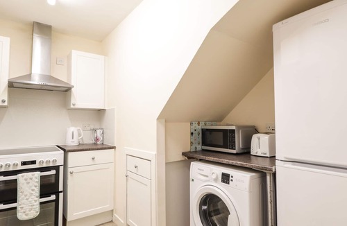 Nostie Cottage | CRAIGARD, pet friendly, character holiday cottage in Kyle Of Lochalsh