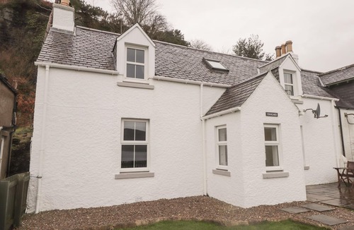 Nostie Cottage | CRAIGARD, pet friendly, character holiday cottage in Kyle Of Lochalsh