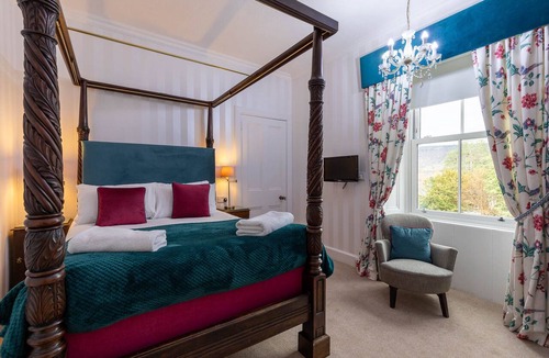Pitlochry House | Craigroyston House & Lodge