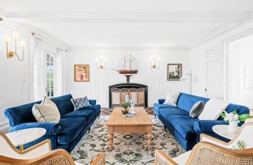 Gloucester House | Cranberry Hill | 9 BR 22 Acre Estate | Sleeps 24
