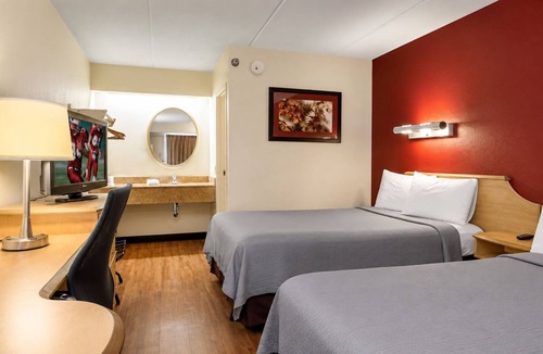 Cranberry Township Hotel | Cranberry Park Hotel