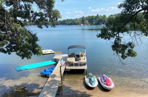 Wild Rose House | Creating Memories -Pine Lake, Wild Rose, 4000 sq ft -sleeps 16+, 6+ BR, 3.5 bath
