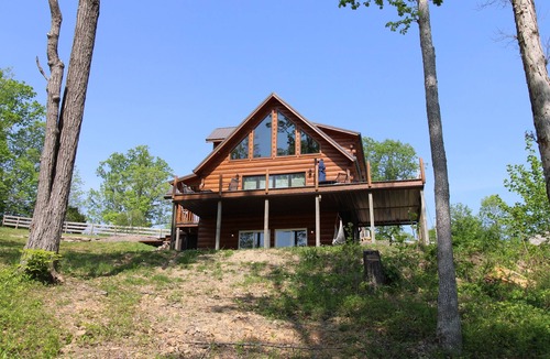 Leitchfield Cabin | Creekside Cabin