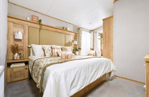 Ayr Resort | Crofthead