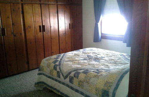 Angola Cottage | Crooked Lake Lakefront Cottage on First Basin