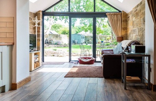 Warkworth Cottage | CROSS HOUSE STUDIO Dog Friendly Stone Barn Conversion in the Heart of Warkworth