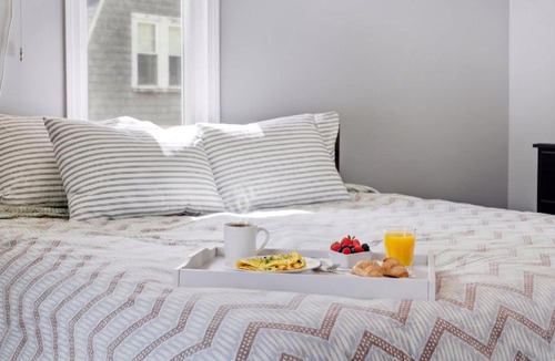 Kennebunk House | Crosswinds Near Beach & Shops