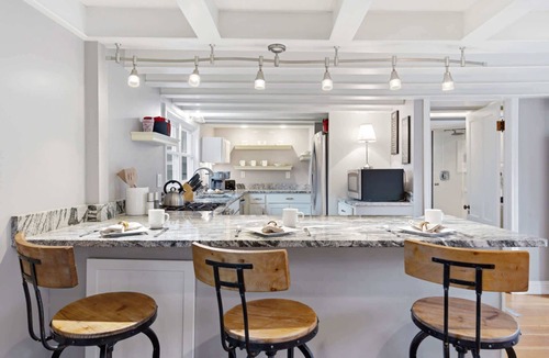 Kennebunk House | Crosswinds Near Beach & Shops