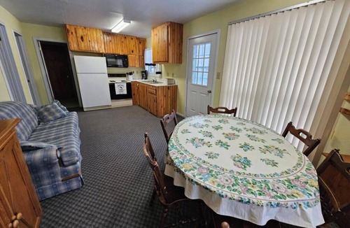 Nevis Cabin | Crow Crest Lodge Resort Cabin 9a Stunning Sunsets, Family Getaway