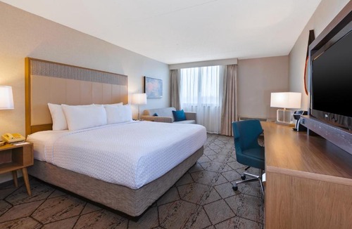 Columbus Hotel | Crowne Plaza Columbus North - Worthington by IHG
