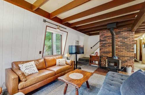 Thompsonville House | Crystal Chalet