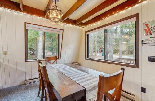 Thompsonville House | Crystal Chalet