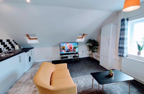 North Shields Apartment | Crystal Suite 4 - private parking - metro