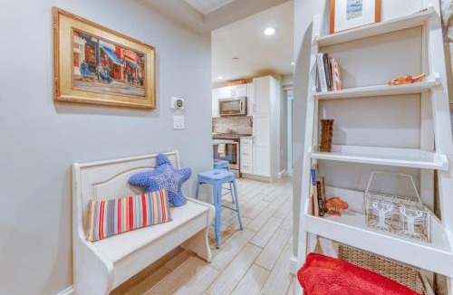 East Bayside Apartment | Cumberland Charm